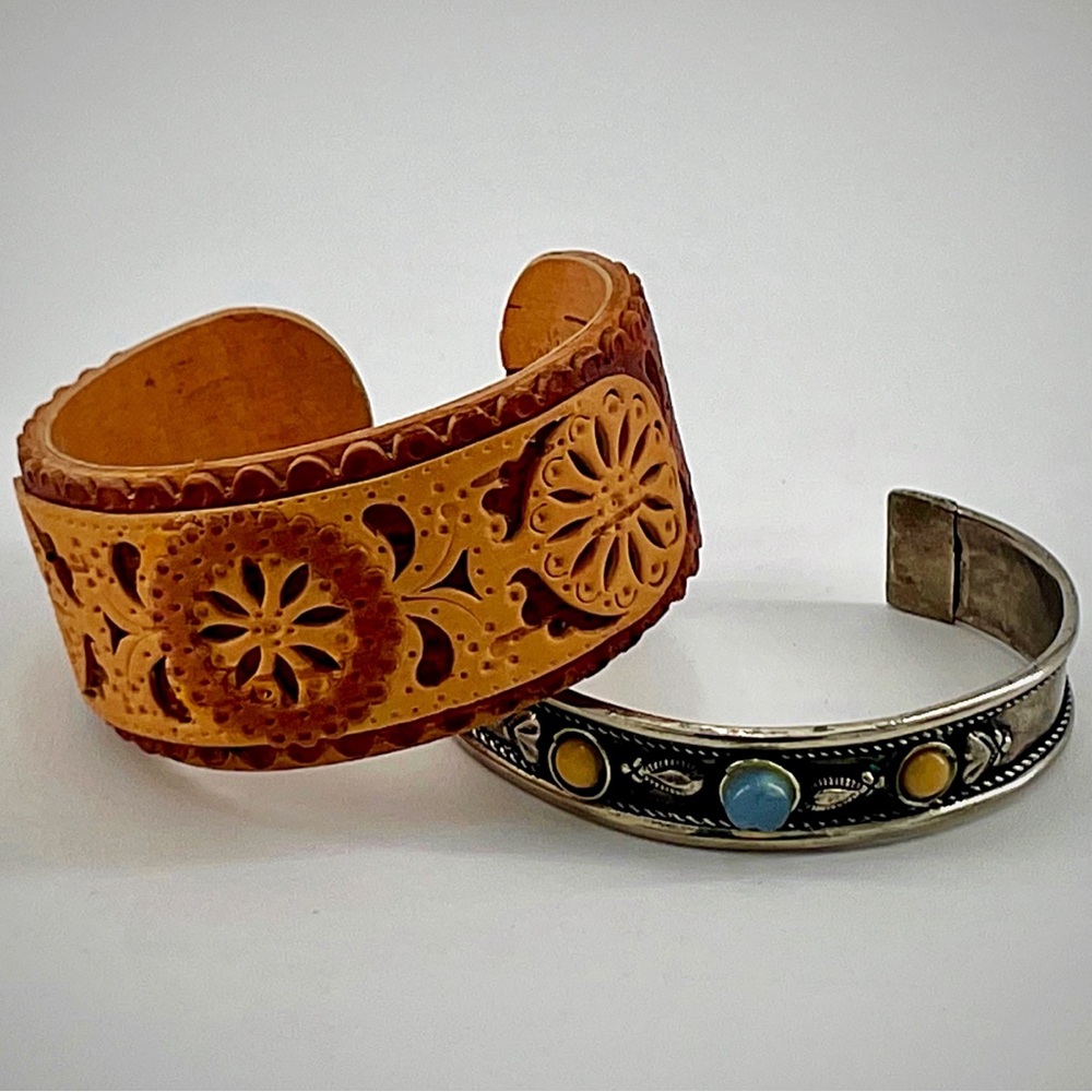 South Western Tooled Leather Metal Wood Bangle Bracelet Bohemian Hippy Cuff 60’s